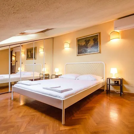 S.orsola Apartment